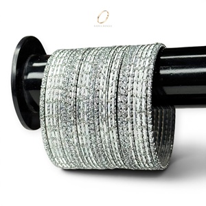 Elegantes Brazaletes de Acero Inoxidable Plateados para Niñas, Conjunto de Joyería de Moda India para Fiestas, Fabricante de Joyería al por Mayor - Product Image 1