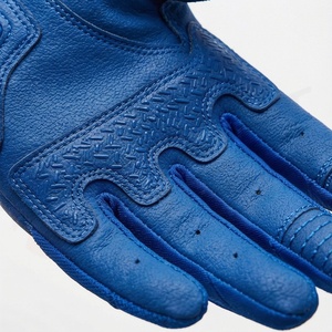 Équipement de protection personnalisé pour le cyclisme estival, la moto tout-terrain et la course, gants de moto à doigts entiers pour hommes actifs - Product Image 6
