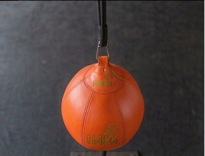 Sac de frappe lourd sur pied Hawk PU avec double ballon de vitesse, durable, facile à installer, équipement d'entraînement pour la maison, la salle de sport et le MMA - Product Image 4