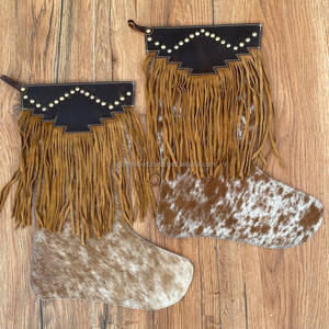 Venta caliente de cuero genuino vaquero calcetín de Navidad marrón con flecos largos 16 "pelo grande en medias de árbol de Navidad de cuero de vaca - Product Image 3