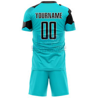Uniforme de football respirant et écologique fabriqué au Pakistan, logo personnalisé, numéro court disponible, différentes couleurs et tailles pour les équipes