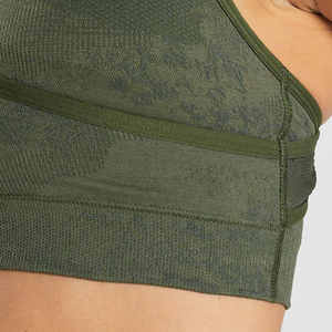 Soutien-gorge de sport haut de gamme pour femme, construction confortable et sans coutures, idéal pour l'entraînement, le fitness et un style de vie actif - Product Image 4