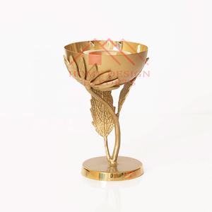 Bol de dates doré en métal décoratif de vente chaude avec des supports de fleurs/Vase de bol de fleurs en aluminium en métal écologique pour la décoration intérieure - Product Image 2