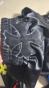 Shorts de boxe noirs pour hommes avec appliqué croix coloré, taille élastique, coupe régulière, vêtements d'arts martiaux pour adultes - Product Image 6