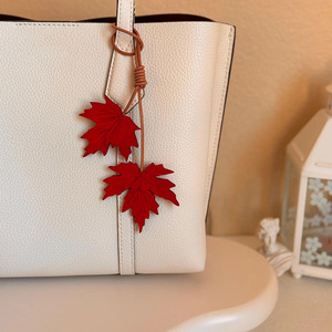 Wholesale High Quality Decorative leather maple leaf bookmark shape ideal for <b>books</b> <b>planners</b> and journals in reasonable price - Product Image 6