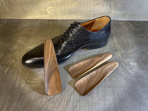 Cuchara para Zapatos de Madera de Nogal Oscuro Hecha a Mano, de 6 Pulgadas, Compacta, Portátil, Ayuda para Calzarse, Ideal para Viajes - Product Image 6