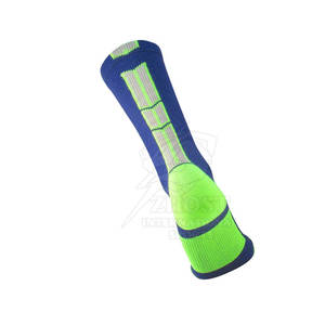 Chaussettes de sport sur mesure, respirantes, de qualité supérieure, avec logo personnalisé, chaussettes de sport pour hommes - Product Image 5