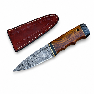 Couteau Skinner en acier Damas fait main, lame nette, manche en bois, couteau d'extérieur, couteau de camping - Product Image 1