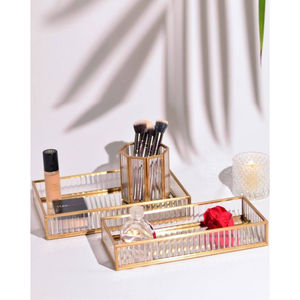 Bandeja Decorativa Moderna Rectangular con Marco de Metal Dorado y Espejo, Elegante Organizador para Joyas, Decoración Hecha a Mano para el Hogar - Product Image 2