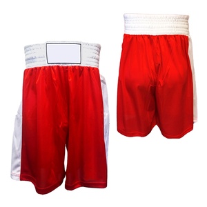 Pantalones Cortos de Entrenamiento de Boxeo y Muay Thai Personalizados en Rojo y Blanco, de Secado Rápido, Transpirables, 100% Poliéster y Seda, Casuales - Product Image 3