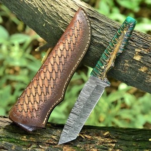 Cuchillo Tanto de Acero de Damasco Hecho a Mano, Personalizado OEM, para Camping, con Mango de Madera, Hoja Fija, Funda de Cuero para Exteriores - Product Image 4