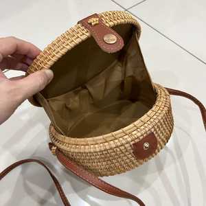 Bolso de Mano de Ratán con Incrustaciones de Madreperla de Lujo, Hecho a Mano, con Mosaico de Conchas Iridiscentes, Tejido, para Vacaciones, Eventos Nocturnos y Regalos Elegantes - Product Image 2
