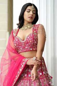 Indian Ethnic Designer <b>Sequins</b> Work Partywear Lehenga Choli for Wedding <b>Party</b> and Festive Functions for Women Trendy Outfit - Product Image 3