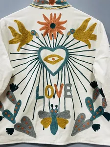 Veste en velours brodée Suzani traditionnelle en gros |   Veste florale faite à la main |   Fournisseur de vêtements de mode ethnique - Product Image 5