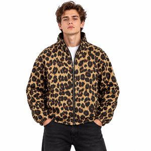 Sweat-shirt à capuche zippé léopard pour femme avec strass, en polyester, léger et respirant, style streetwear, collection printemps - Product Image 1
