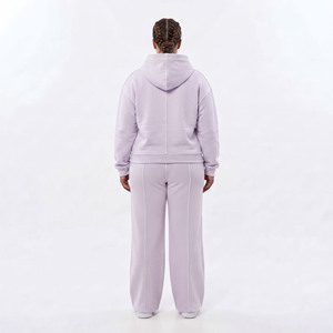 Ensemble deux pièces décontracté pour femme, grande taille, avec logo personnalisé, imprimé hiver, comprenant un sweat-shirt court à capuche et un pantalon de survêtement - Product Image 2