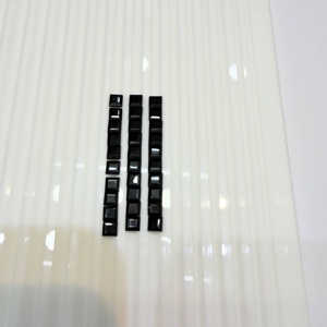 พลอยออนิกซ์สีดำธรรมชาติทรงสี่เหลี่ยมขนาด 5x5 มม. น้ำหนัก 38.5 กะรัต ขัดเงา สำหรับทำเครื่องประดับ - Product Image 6