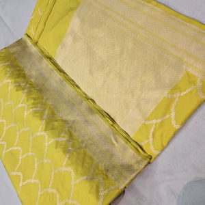 ผ้าไหมจาล ซารี บูตะ มีนา โซนา รูปะ - Product Image 1