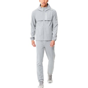 2025 talla grande nuevo chándal cortavientos de alta calidad ropa deportiva hombres Nylon arrugado impermeable conjunto Patchwork cremallera para hombre - Product Image 1