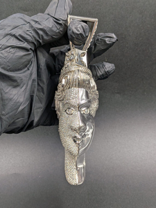 Colgante de Lujo Hip Hop con Cabeza de Reina y Corona, Chapado en Rodio Plateado, con Moissanita 925 y Piedras Incrustadas - Product Image 3