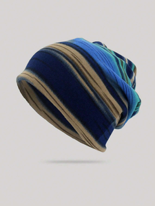 Chapeau beanie de luxe avec logo personnalisé, chapeau d'hiver en tricot multicolores tendance pour hommes et femmes, 100% laine, impression numérique - Product Image 1