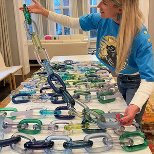 Chaîne de maillons en acrylique, rideau mural en résine, décoration chaîne arc-en-ciel, séparateur de pièce, maillons en plastique pour exposition maison, magasin, hôtel - Product Image 1