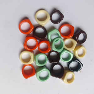 Anillo de Dedo Cuadrado Clásico de Acrílico, Diseño Único para Bodas y Compromisos, Accesorios de Regalo Populares, Marca KISWAH CRAFT, IGI - Product Image 5