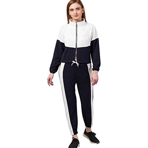 White Turtleneck Zipper Front Top Solid Design Simple Style Women's Sweatshirt <b>Tracksuit</b> Piece - Product Image 1