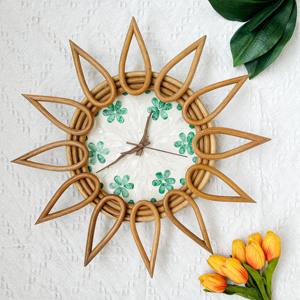 Vente d'usine d'horloges artisanales à bas prix, en mosaïque naturelle, rotin, coquillages, horloge murale. - Product Image 6