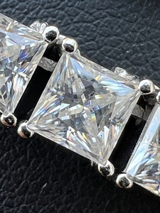 Envío directo desde EE. UU. Collar de cadena tipo tenis con racimo de diamantes de moissanita VVS de plata de ley 925 para mujer - Product Image 5