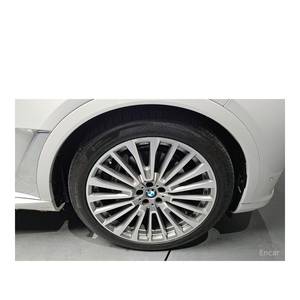 BMW X7 XDrive 40d Design Pure Excellence Mai 2023 6 places avec boîte de vitesses automatique Diesel Direction à gauche 49 297 km - Product Image 5