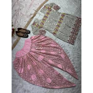 Ensemble de vêtements indiens et pakistanais pour femmes NF Designer, tenue de fête, haut, dhoti, salwar, dupatta, rose, taille M - Product Image 5