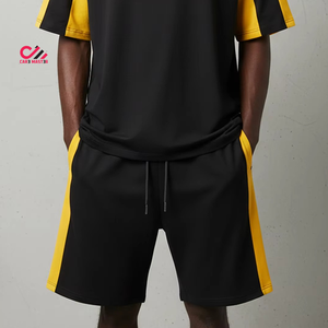 เสื้อยืดและกางเกงขาสั้นชุดเซ็ตสปอร์ตสีดำเหลืองสำหรับผู้ชาย ขายดี แห้งเร็ว ผ้าถัก ชุดฤดูร้อน - Product Image 4