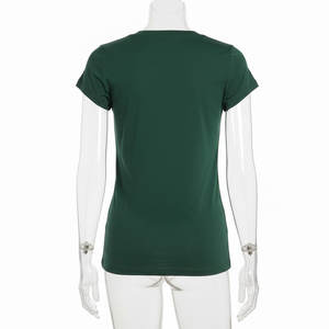 Camiseta de manga corta con cuello en V para mujer, transpirable, con estampado digital, tela de algodón, corte ajustado, para verano, informal, básica. - Product Image 6