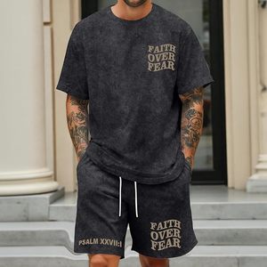 Conjunto de Camiseta y Pantalones Cortos Cristianos para Hombre, Camiseta Oversize con Versículo Bíblico 'Fe sobre el Miedo', Conjunto de 2 Piezas con Estampado Religioso - Product Image 4