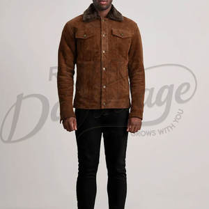 เสื้อแจ็คเก็ตซาฟารีหนังกลับสีเบจสำหรับผู้ชาย ทำจากหนังแกะแท้ มีกระเป๋าหลายช่อง พร้อมเข็มขัดและกระดุมคอสูง - Product Image 4