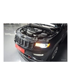 Jeep Cherokee Summit 2020 3.6L con Caja de Cambios Automática, 74,686 km, Asientos de Cuero, Cámara Trasera, Estándar de Emisiones Euro V, Volante a la Izquierda - Product Image 6