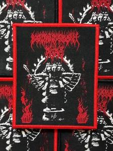 Parche cuadrado bordado en negro y rojo con diseño de demonio, insignia de tela termoadhesiva para ropa - Product Image 1