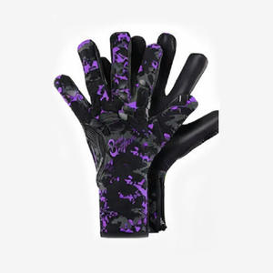 Gants de gardien de but en latex allemand de haute qualité 4 mm, OEM personnalisés, faible MOQ, meilleure protection et confort pour les séances d'entraînement - Product Image 3