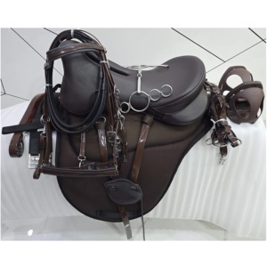Silla de Montar Inglesa para Caballos de Resistencia, Duradera y Atractiva, con Correas de PVC, Equipo de Equitación Sintético Ligero para Venta al por Mayor - Product Image 1