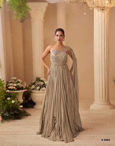 Vestido de Seda Chinon de Talla Única con Bordado - Vestido Moderno para Fiesta de Diwali o Boda - Product Image 1