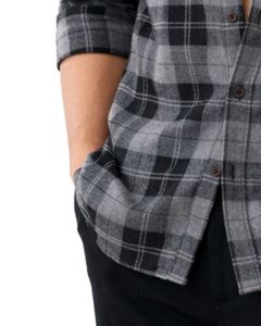 Camisa Casual a Cuadros Negra y Gris Personalizada para Hombre, Corte Ajustado, Manga Larga, con Botones, de Algodón, Estilo Urbano, Calidad Premium - Product Image 4