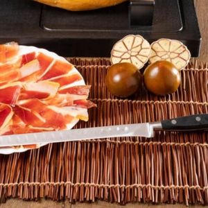 Couteaux à trancher le jambon à manche noir, à lame longue et creuse, avec lame étroite argentée et poignée à triple rivet pour la découpe de viande et le service alimentaire - Product Image 5