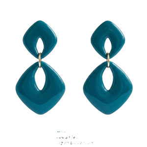 Glossy Finished Epoxy Resin Drop Earring For Special Event Festive Boho Fashion Statement Acrylic Jewelry Chic Resin <b>Accessory</b> - Product Image 1