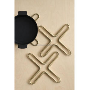 Eco Friendly Metal Sculpted <b>Trivet</b> Crafted From Recycled Materials Offering Sustainable Design And Artistic Home Accent - Product Image 2
