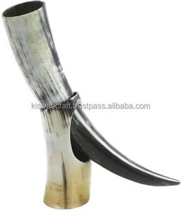Corne à boire sculptée à l'effigie d'animaux vikings au design naturel avec support en fer, matériau écologique et organique, thème du Nouvel An, style viking - Product Image 2