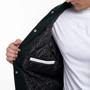 Chaqueta Varsity de Lana con Logotipo Bordado Personalizado OEM, Chaqueta Varsity de Béisbol de Manga Larga Colorida - Product Image 5