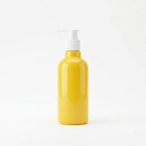 ขวดปั๊มโลชั่นพลาสติก PET สีเหลืองทรงกลม ขนาด 250 มล. พร้อมหัวปั๊มสีขาว สำหรับบรรจุภัณฑ์แชมพู ครีมอาบน้ำ เครื่องสำอาง ผลิตจากโรงงานในเวียดนาม - Product Image 1