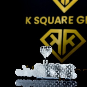 Pendentif Hip Hop Personnalisé Exclusif pour Enfants et Hommes avec Lettre et Moissanite Qualité VVS en Argent Sterling – Bijou Tendance et Cadeau Idéal - Product Image 4