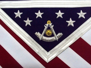 Tablier de Maître Ancien Maçon en Velours Blanc, Rouge et Bleu avec Drapeau Américain, Régalia Maçonnique pour Loge Bleue, Fabricant et Fournisseur en Gros Personnalisé OEM - Product Image 6